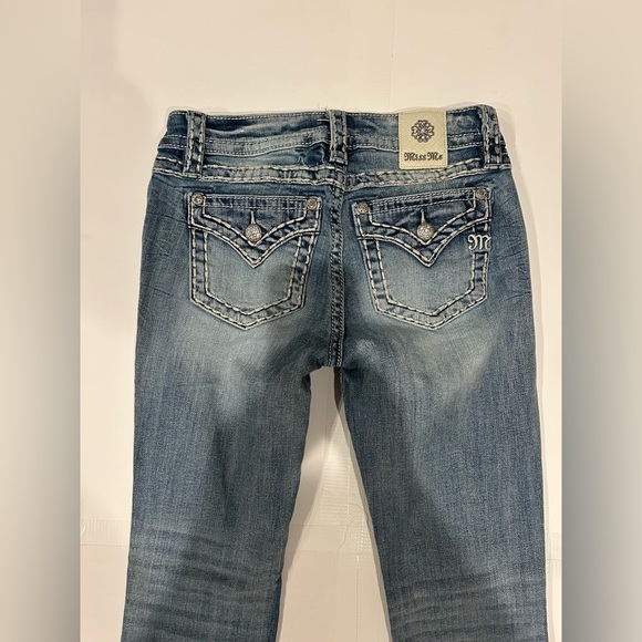 Miss Me Jeans Mid Rise Straight 27 Medium Wash Rhinestones Sparkle Butto… - Picture 7 of 14